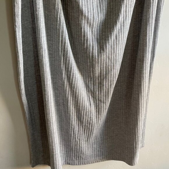 Avenue - Grey Ribbed Jersey Midi Skirt - Picture 4 of 9